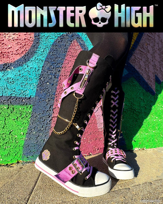 YRU RAWR XD Clawdeen Sneakers